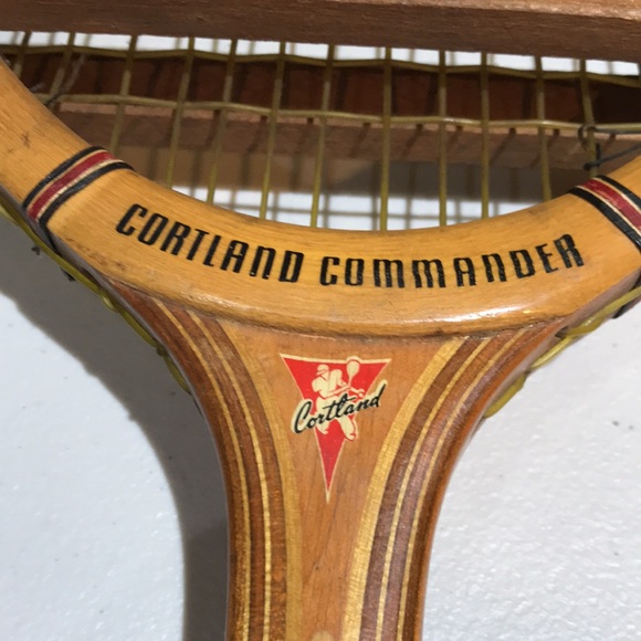 Antique Cortland Commander Wooden Tennis Racket - Picture 4 of 10